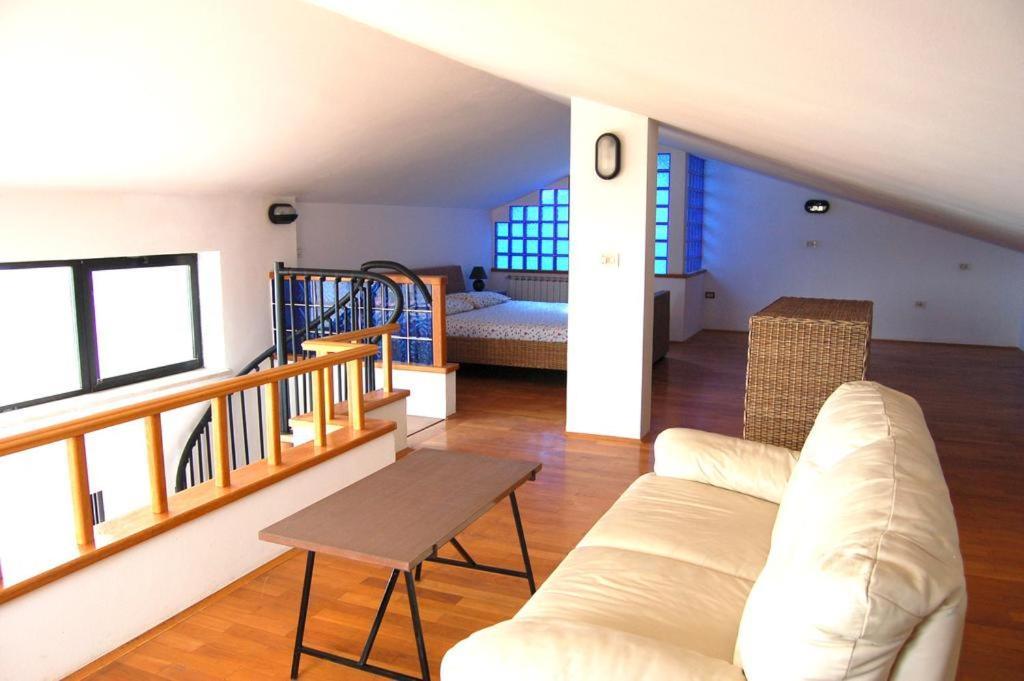 Apartamento Beautiful Street Portoroz Exterior foto